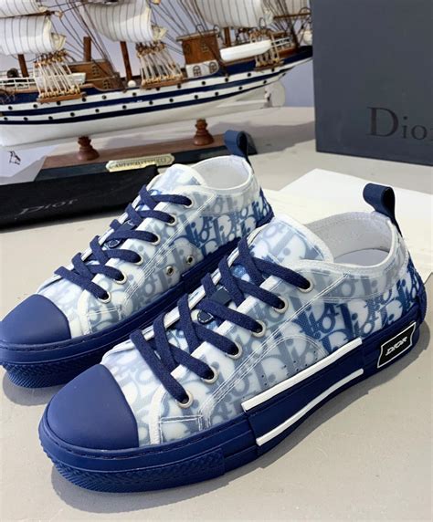 christian dior sneakers b23.